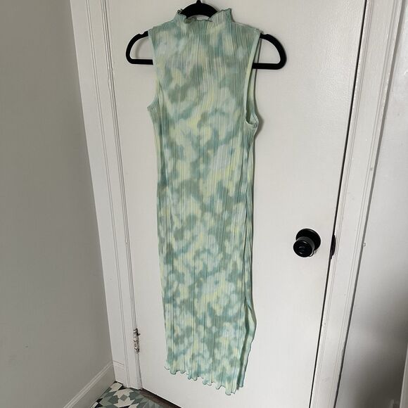 Future Collective Plisse Midi Dress Sz XXS Sleeveless Green White Yellow Boho - Picture 2 of 7